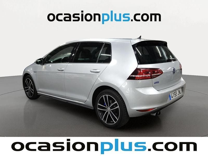 Usado VW Golf VII GTE 204 CV (150 kW) 2016 Gris plata Utilitario