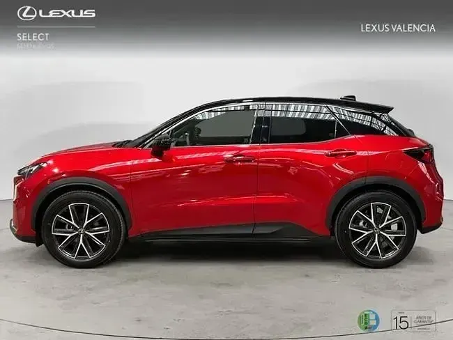 Nuevo Lexus LBX 136 CV (100 kW) 2026 Rojo SUV