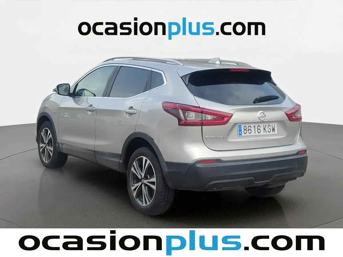 Usado Nissan Qashqai N-Connecta 116 CV (85 kW) 2019 Gris plata SUV