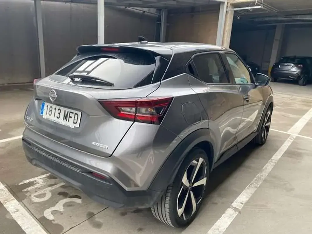 Usado Nissan Juke Tekna 143 CV (105 kW) 2023 Gris SUV