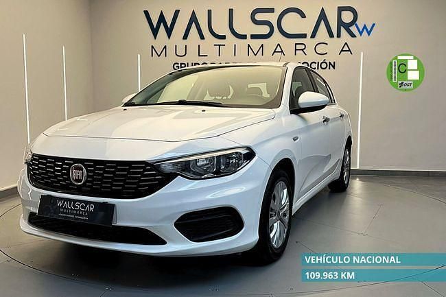 Usado Fiat Tipo Easy 95 CV (69 kW) 2017 Blanco Familiar