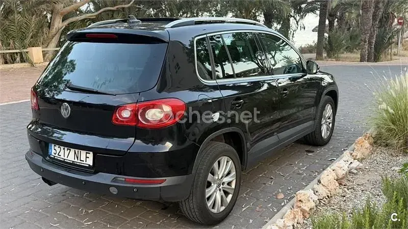 Usado VW Tiguan 140 CV (102 kW) 2008 Negro SUV