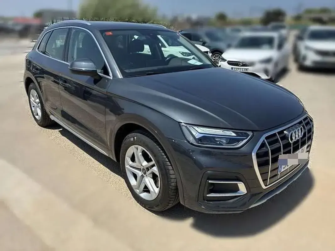 Usado Audi Q5 Advanced 163 CV (119 kW) 2021 Gris SUV