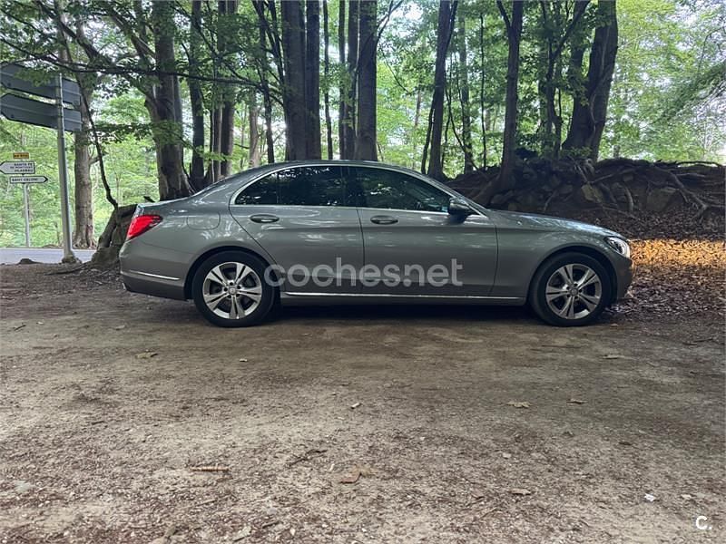 Usado Mercedes C220 170 CV (125 kW) 2014 Gris / plata Berlina