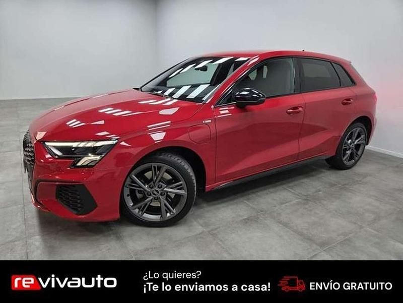 Usado Audi A3 Sportback e-tron S-Line 204 CV (150 kW) 2022 Rojo Utilitario