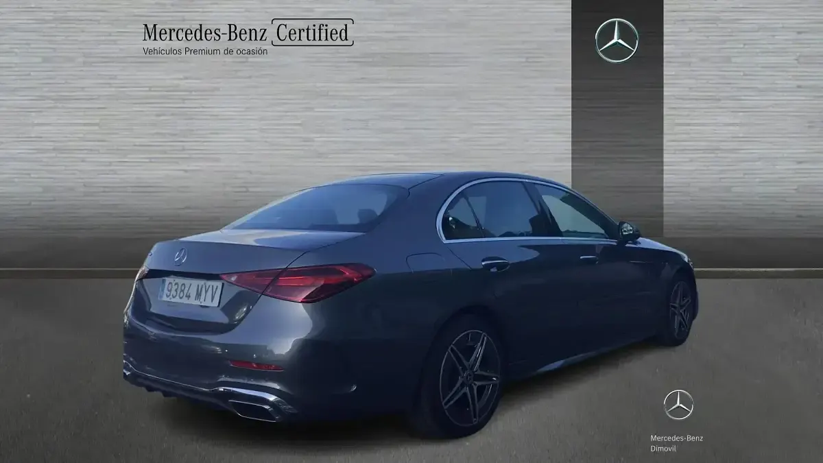 Usado Mercedes C300 265 CV (194 kW) 2025 Gris Berlina