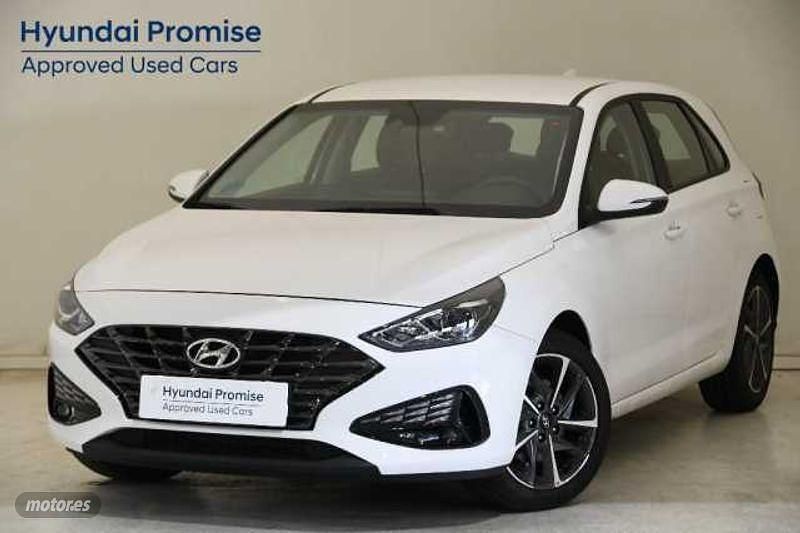 Atlas white Usado 2024 Hyundai i30 | 19.490 € (Precio justo) - Imagen 1/4