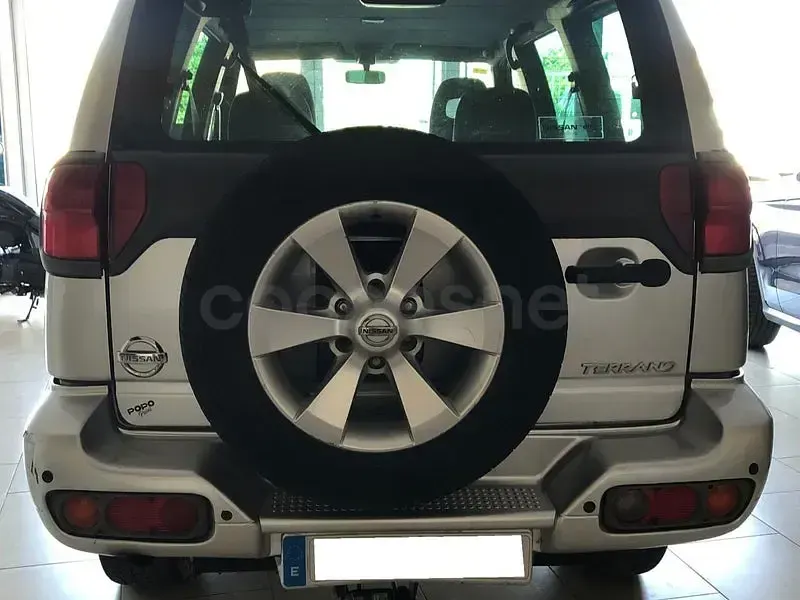 Usado Nissan Terrano 154 CV (113 kW) 2004 Gris / plata SUV