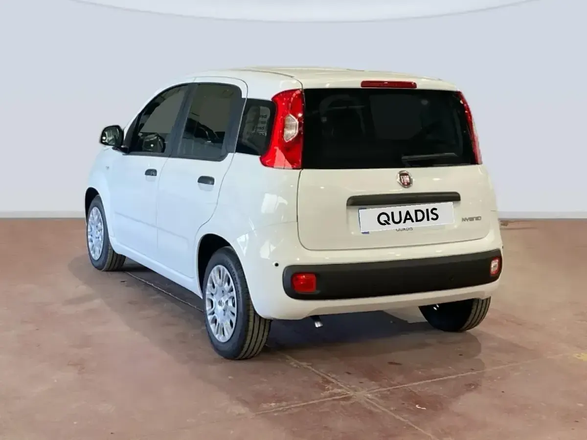Nuevo Fiat Panda Icon 65 CV (47 kW) 2026 Blanco Utilitario