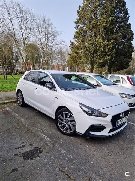 Usado Hyundai i30 N Line 120 CV (88 kW) 2019 Blanco Berlina