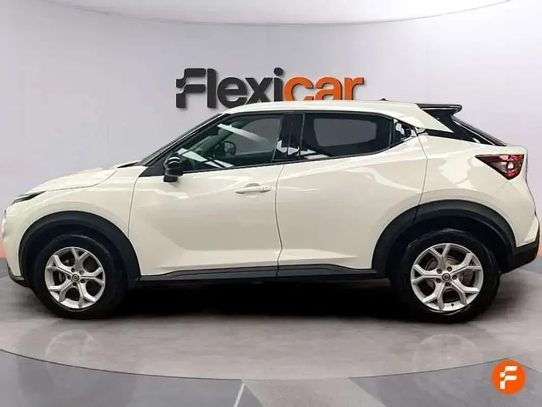 Usado Nissan Juke Acenta 114 CV (83 kW) 2021 Negro SUV