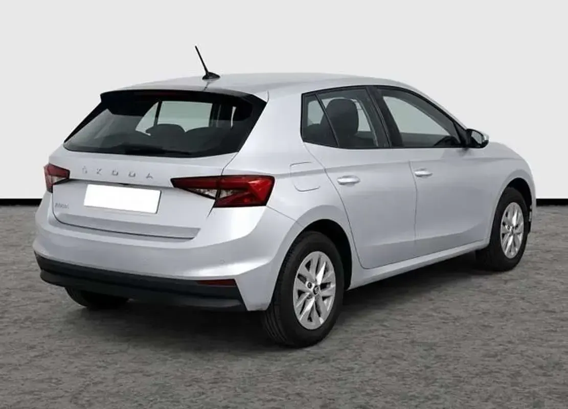 Nuevo Skoda Fabia Selection 116 CV (85 kW) 2026 Plateado Utilitario