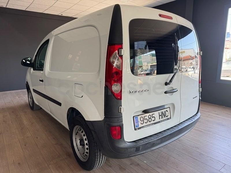Usado Renault Kangoo 90 CV (66 kW) 2013 Blanco Monovolumen