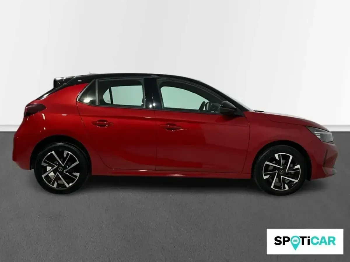 Usado Opel Corsa 100 CV (73 kW) 2025 Rojo Utilitario