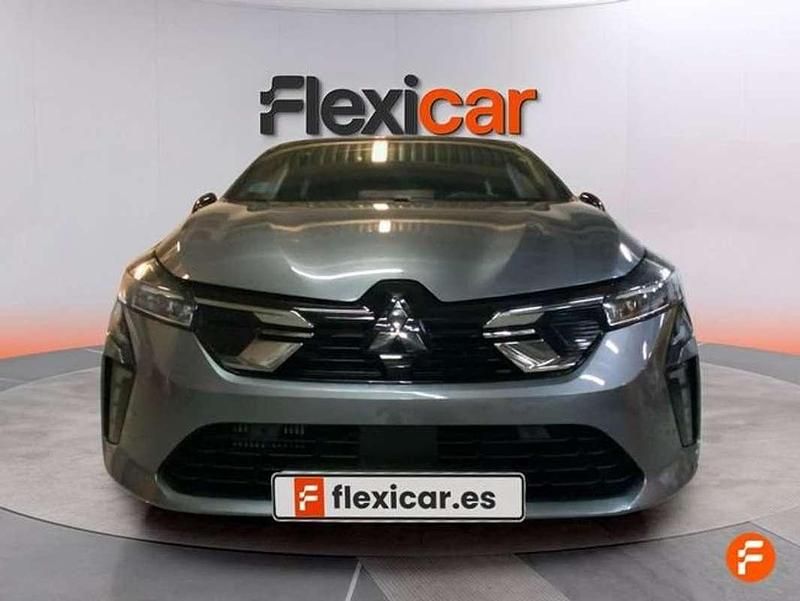 Usado Mitsubishi Colt 91 CV (66 kW) 2024 Gris Utilitario