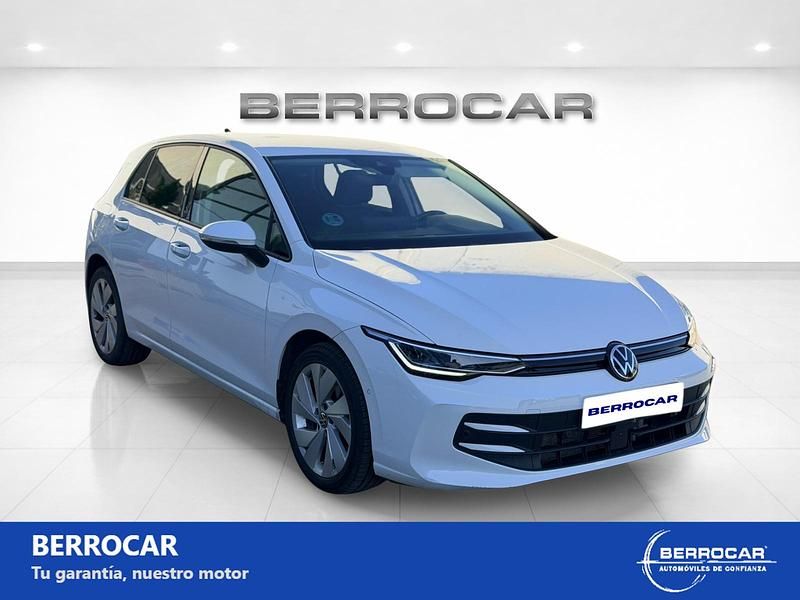 Usado VW Golf VIII 115 CV (84 kW) 2025 Blanco