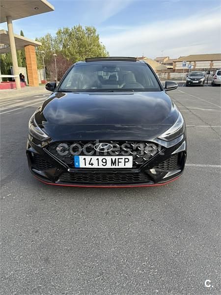 Negro Usado 2023 Hyundai i30 N Performance Berlina | 35.100 € (Caro) - Imagen 1/4