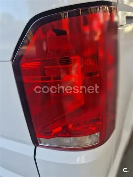 Usado VW Caravelle 150 CV (110 kW) 2021 Blanco Van