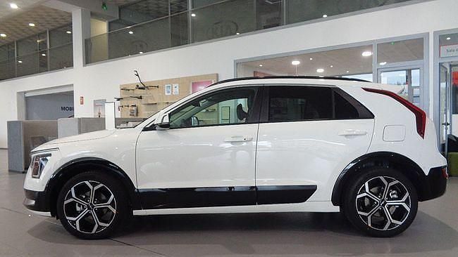 Usado Kia Niro 129 CV (94 kW) 2025 Blanco SUV