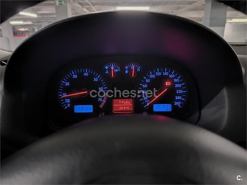 Gris / plata Usado 2000 VW Golf IV Highline Berlina | 2000 € (Super precio) - Imagen 1/4