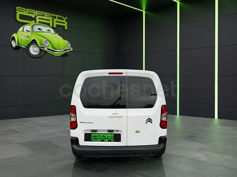 Usado Citroën Berlingo Feel 102 CV (75 kW) 2019 Blanco Monovolumen
