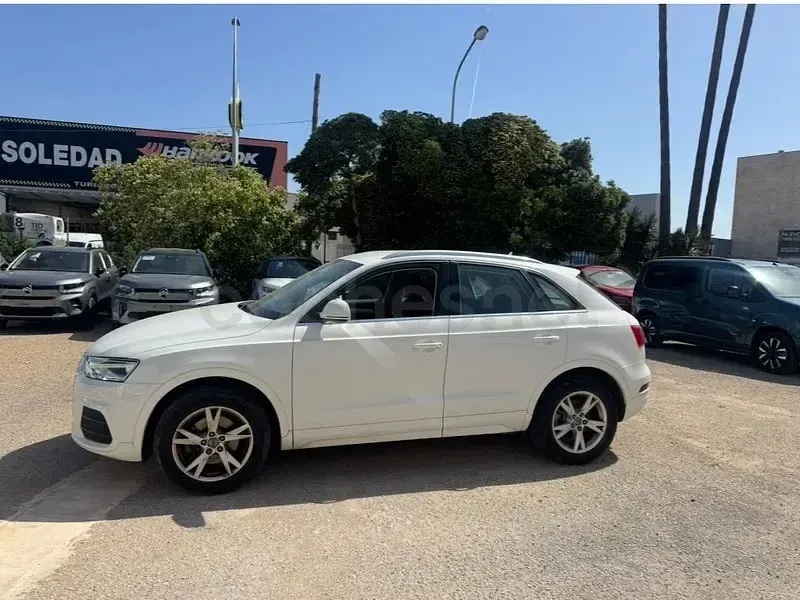 Begagnad Audi Q3 Design 150 HK (110 kW) 2015 Vit SUV