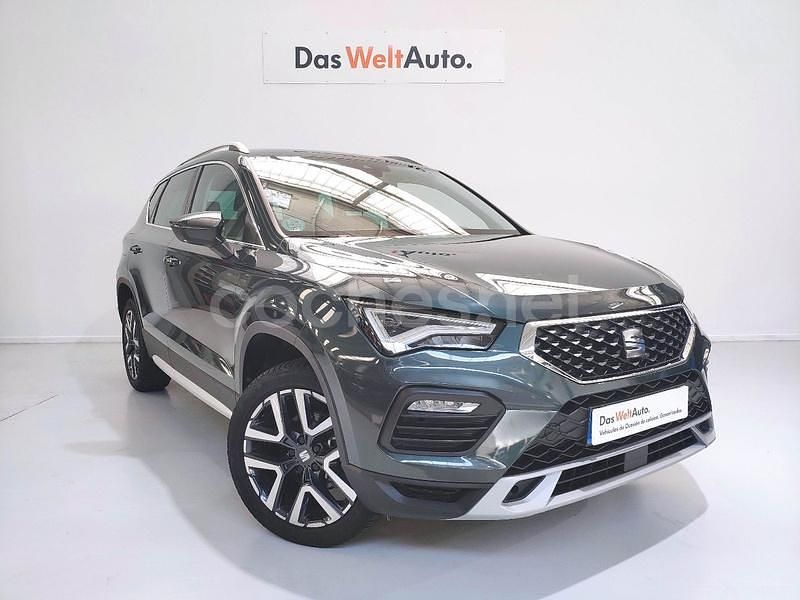 Gris / plata Usado 2024 Seat Ateca Xperience SUV | 26.490 € (Un poco caro) - Imagen 1/4