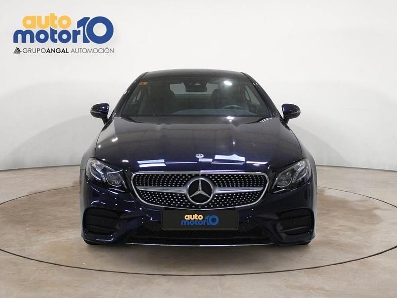 Usado Mercedes E220 194 CV (142 kW) 2019 Azul Coupe