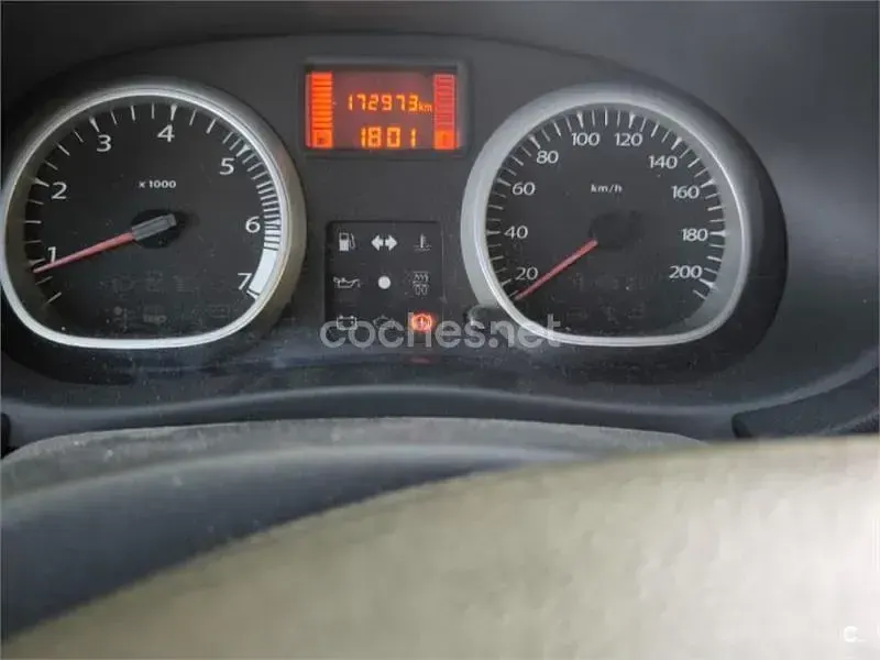 Usado Dacia Duster Lauréate 107 CV (78 kW) 2013 Negro SUV