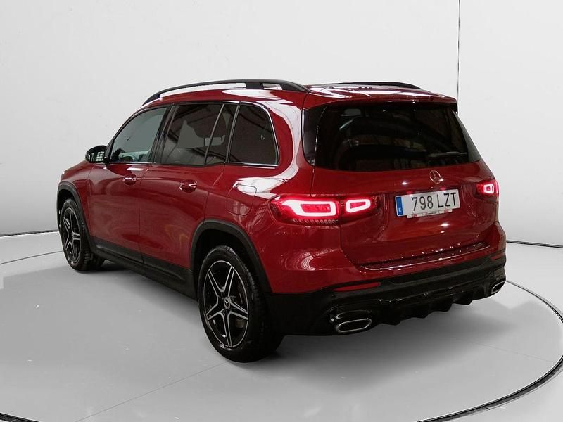 Usado Mercedes GLB200 AMG line 150 CV (110 kW) 2022 Rojo SUV