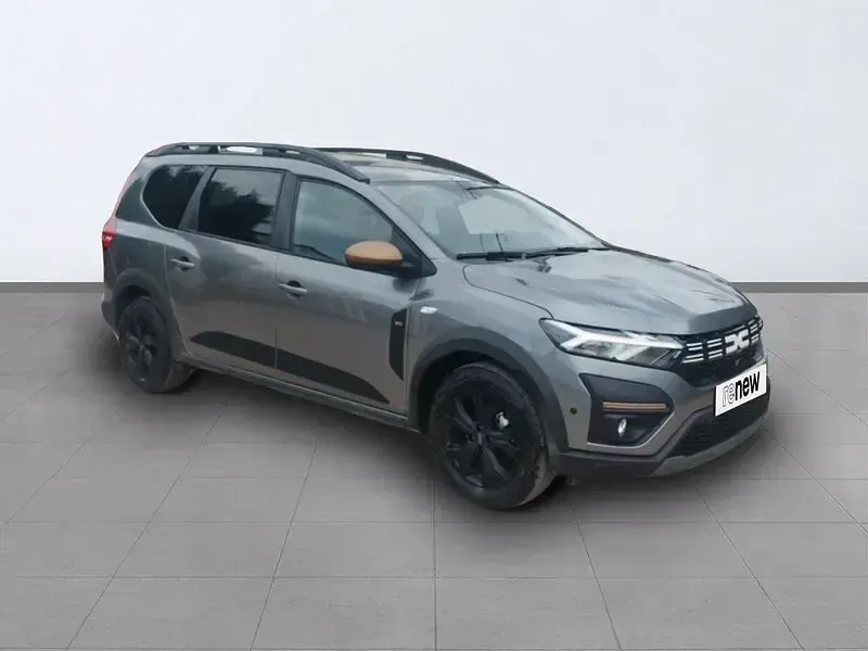 Usado Dacia Jogger Extreme 140 CV (102 kW) 2024 Gris Monovolumen