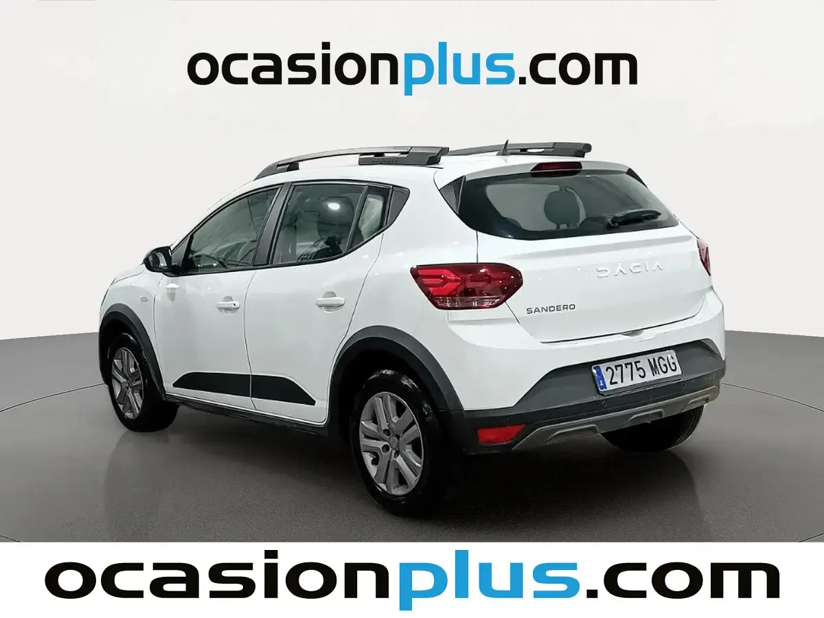 Usado Dacia Sandero Expression 101 CV (74 kW) 2023 Blanco Utilitario