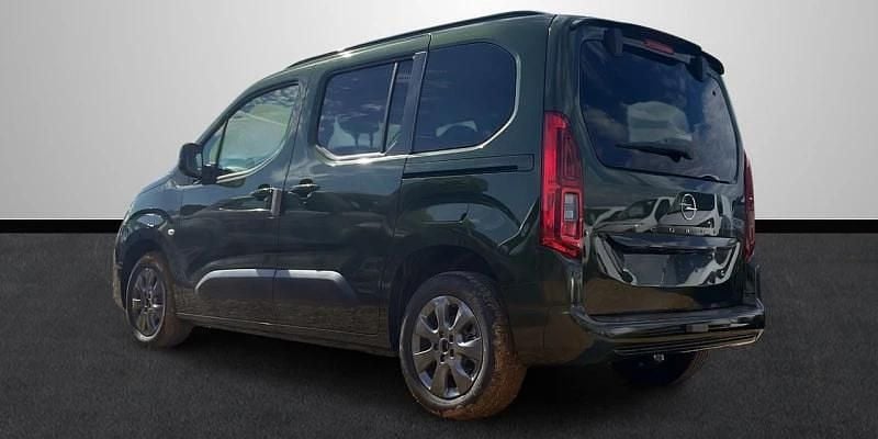 Nuevo Opel Combo S 101 CV (74 kW) 2025 Verde Monovolumen