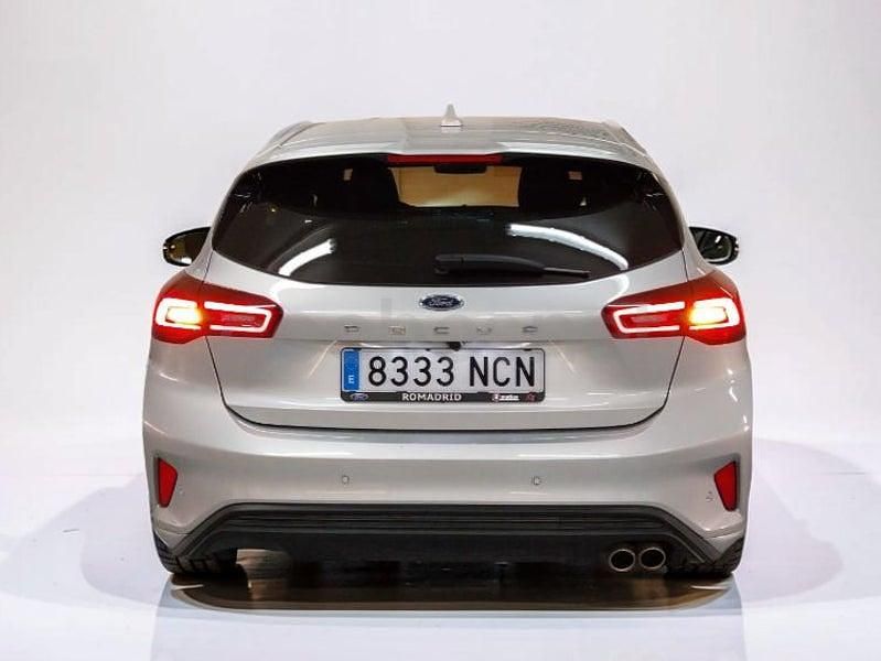 Używany Ford Focus ST-Line 125 KM (91 kW) 2025 Szary Sedan/Limuzyna