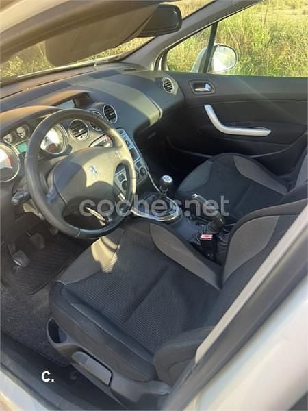 Blanco Usado 2010 Peugeot 308 Premium Berlina | 3800 € (Precio justo) - Imagen 1/2