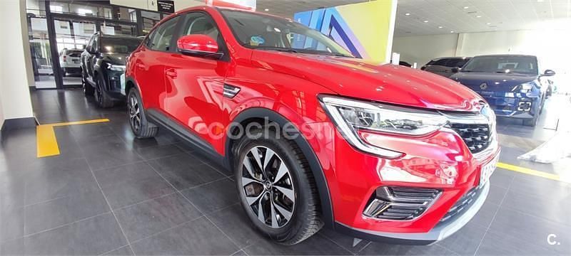 Usado Renault Arkana Equilibre 145 CV (106 kW) 2023 Rojo SUV