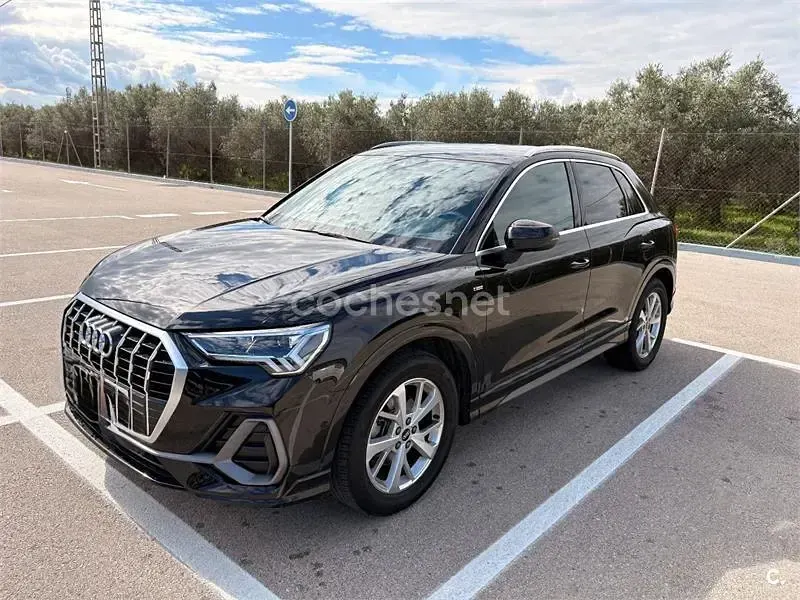Usado Audi Q3 Sportback 150 CV (110 kW) 2020 Negro SUV