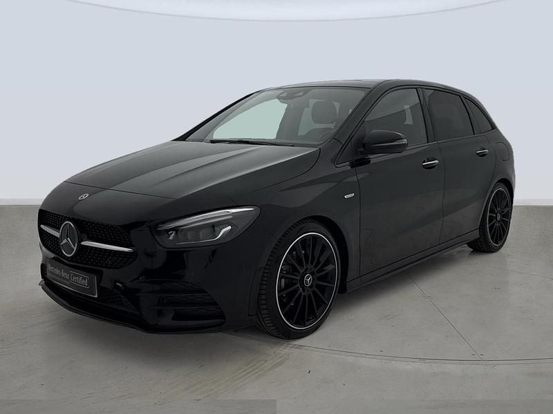 Negro Usado 2021 Mercedes B200 Monovolumen | 28.500 € (Un poco caro) - Imagen 1/4