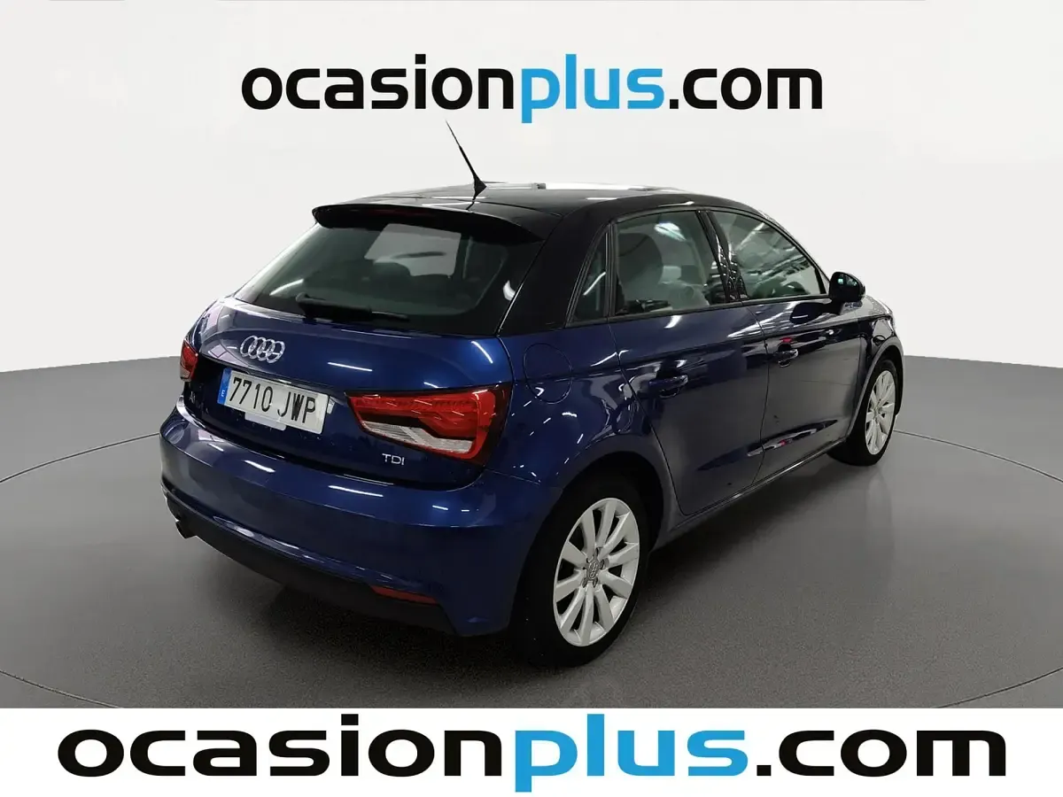 Usado Audi A1 Sportback Attraction 116 CV (85 kW) 2017 Azul Utilitario