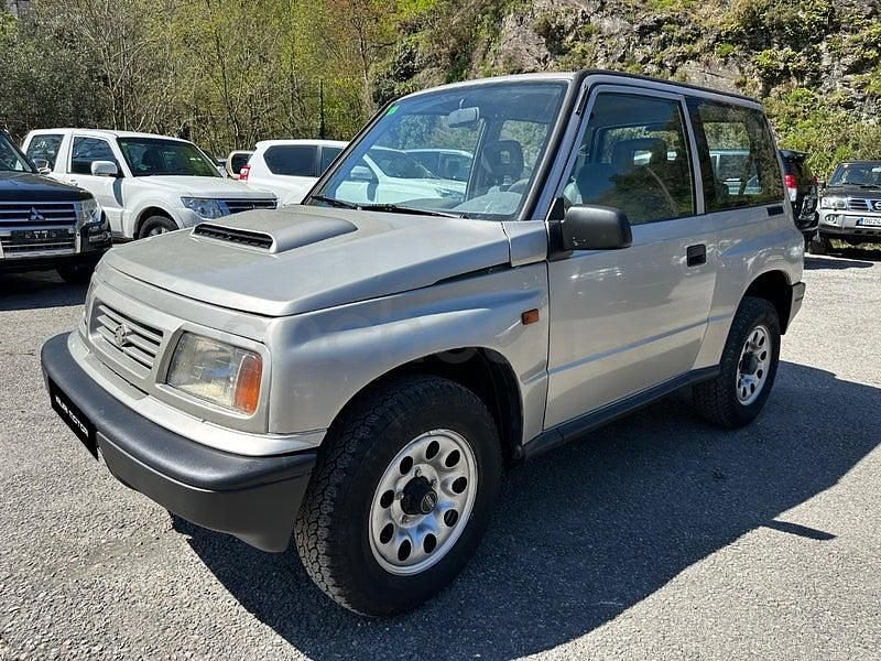 Usado Suzuki Vitara 90 CV (66 kW) 2003 Beige SUV
