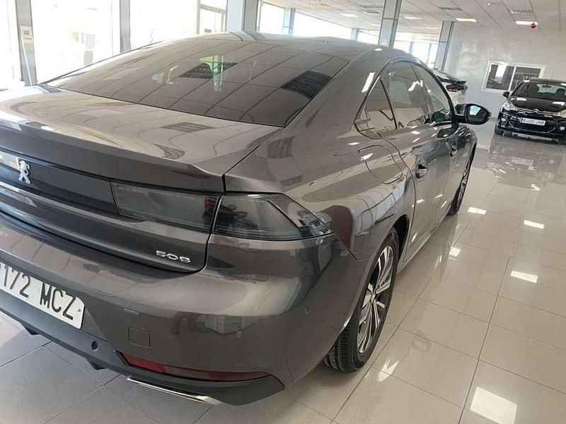 Usado Peugeot 508 Allure 131 CV (96 kW) 2022 Gris Berlina