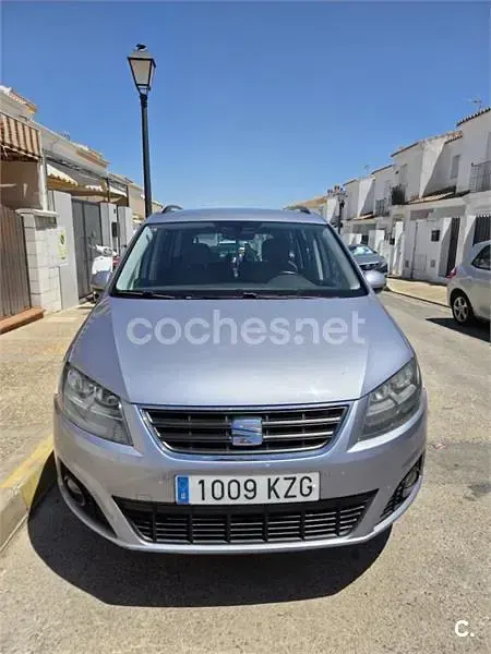 Usado Seat Alhambra Style 150 CV (110 kW) 2019 Gris / plata Monovolumen
