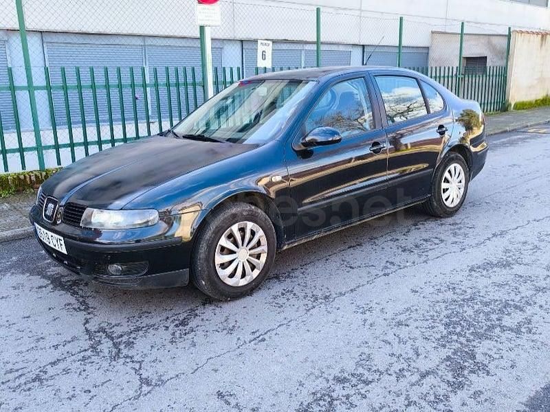 Usado Seat Toledo Sport 110 CV (80 kW) 2004 Negro Berlina
