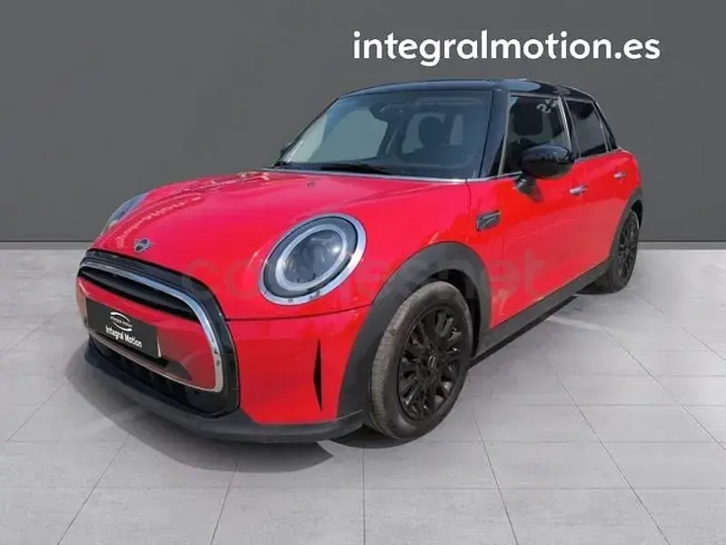 Usado Mini Cooper 136 CV (100 kW) 2022 Rojo Utilitario