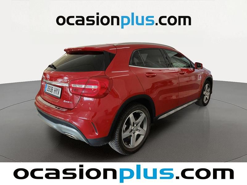 Usado Mercedes GLA220 Urban 170 CV (125 kW) 2014 Rojo SUV