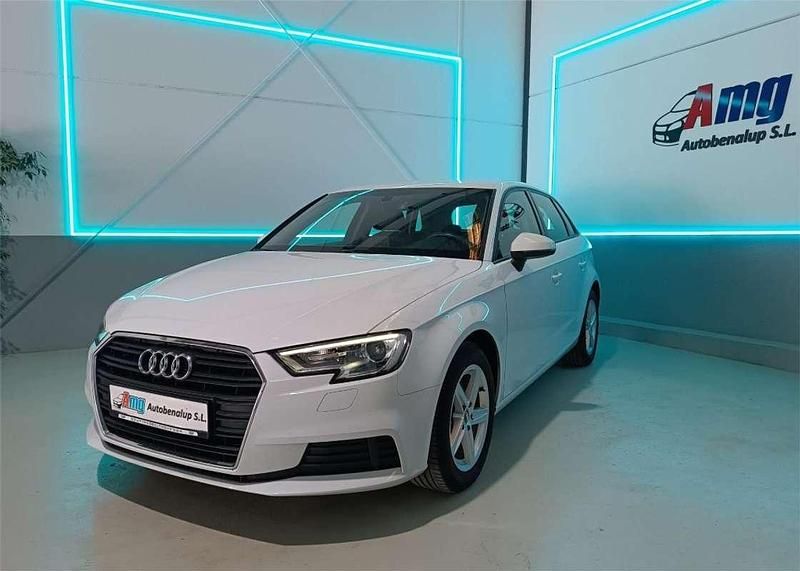 Blanco Usado 2020 Audi A3 Sportback Design Utilitario | 16.900 € (Precio justo) - Imagen 1/4
