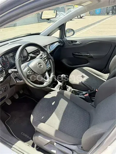 Usado Opel Corsa Selective 90 CV (66 kW) 2016 Blanco Utilitario