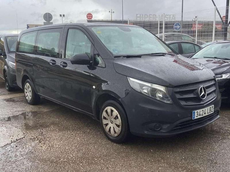 Usado Mercedes Vito 136 CV (100 kW) 2019 Negro Van