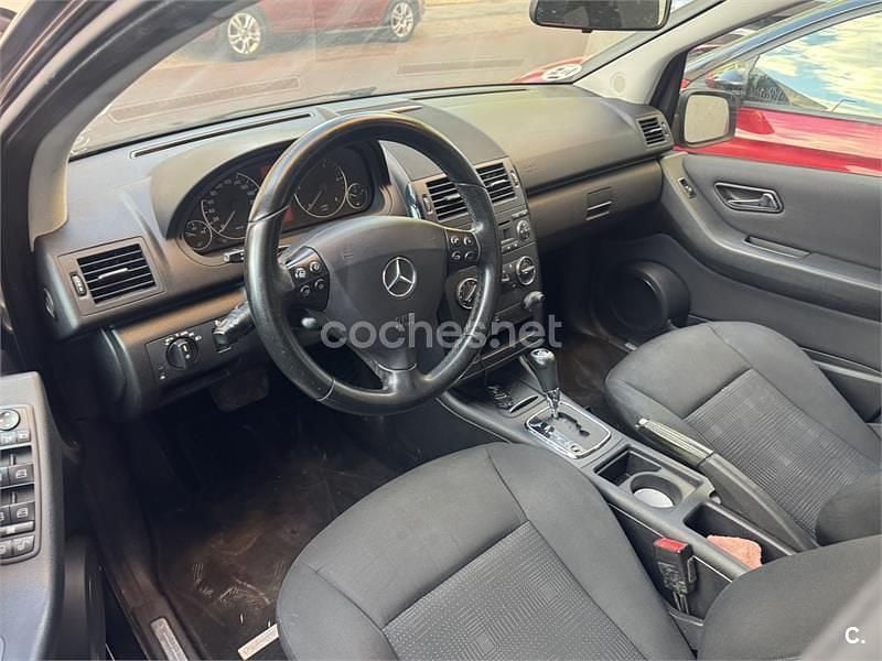 Negro Usado 2010 Mercedes A180 Exclusive Monovolumen | 3500 € (Buen precio) - Imagen 1/3