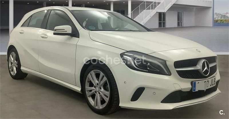 Blanco Usado 2016 Mercedes A200 Urban Berlina | 14.900 € (Precio justo) - Imagen 1/4